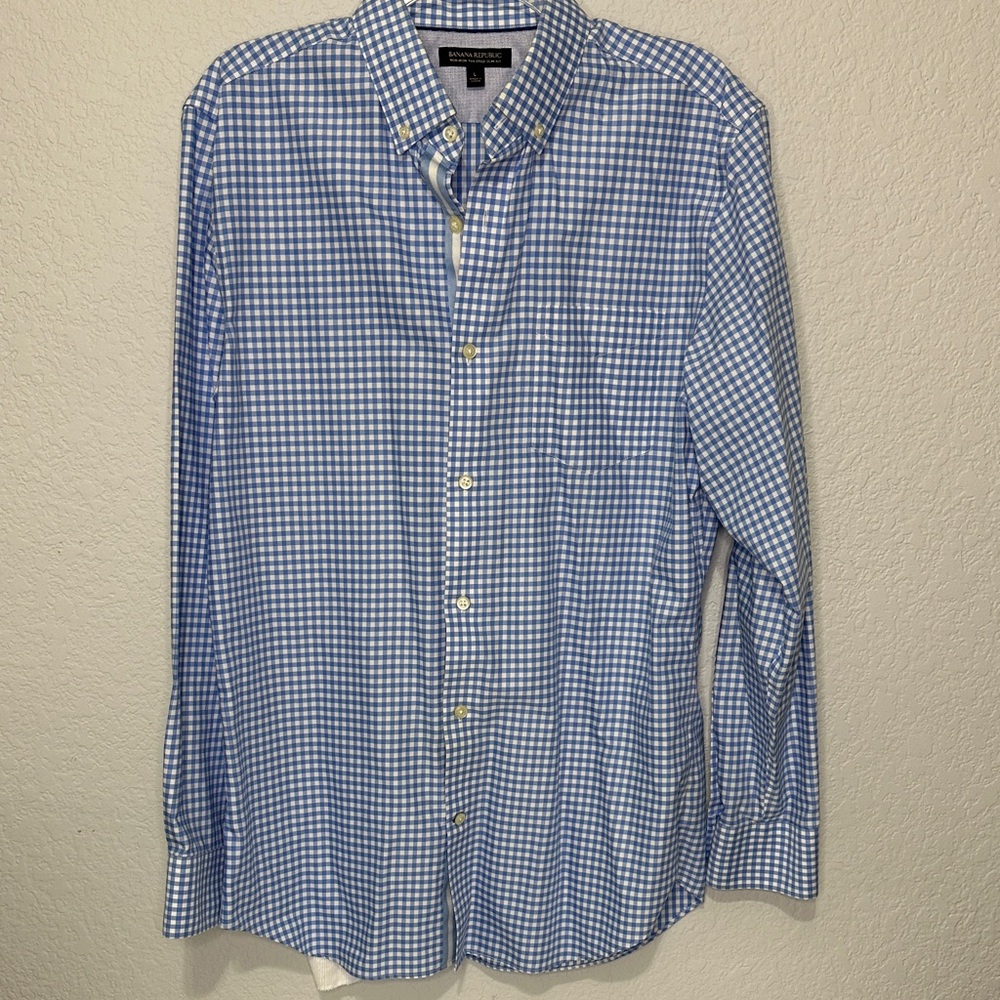 Banana Republic Men’s Blue Checkered Non-Iron Tailored Slim Fit Button Down L